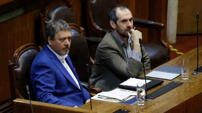 Parlamentarios califican de "gravísimo" cifras erróneas por fraccionamiento pesquero: Piden salida de Salas y Grau