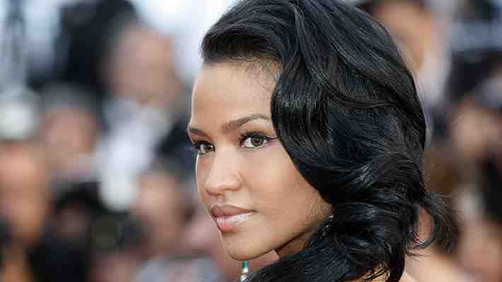 "Cassie" Ventura declara en juicio contra "Diddy" Combs: "Me daba patadas, me arrastraba y me daba pisotones"
