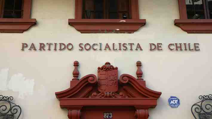 PS "repudia" profanación de tumba de Allende: "No podemos permitir que el odio y la ignorancia manchen la memoria"