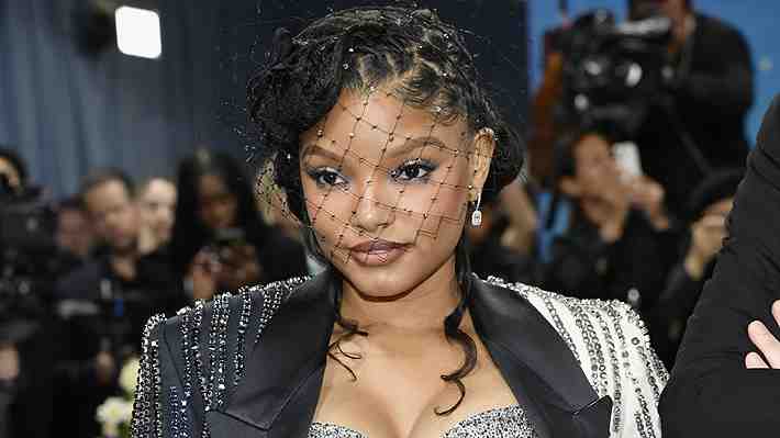 Halle Bailey denuncia al rapero DDG por violencia doméstica: Juez concedió a la actriz una orden de restricción
