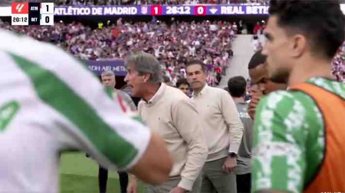 Pellegrini explica su momento de furia en derrota del Betis y capitán del equipo lanza: "Si me tiene que coger por el pescuezo"... Revive el instante