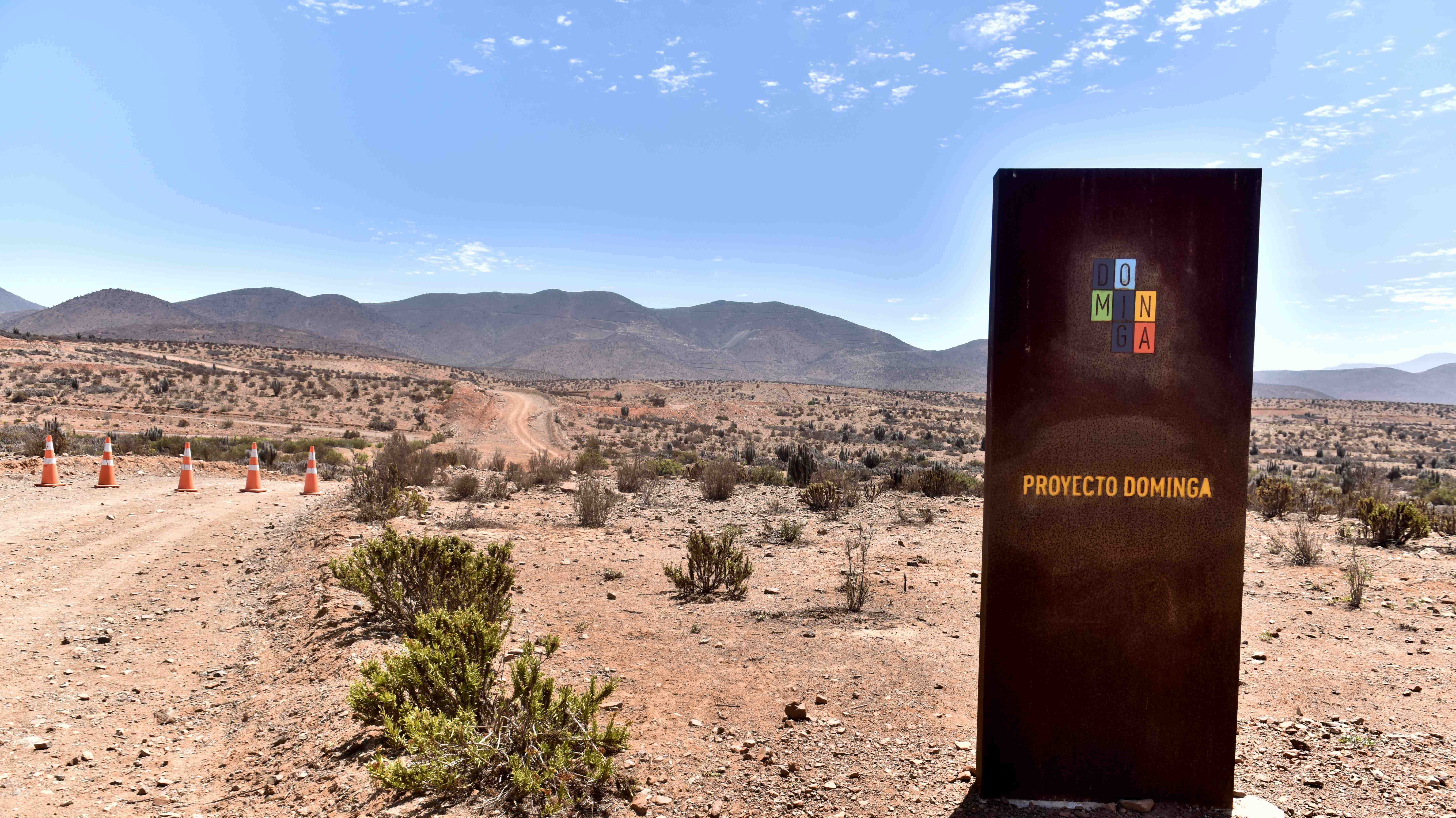 "Contienda de competencias": La pugna clave por el futuro de Dominga que zanjará el Tribunal Constitucional