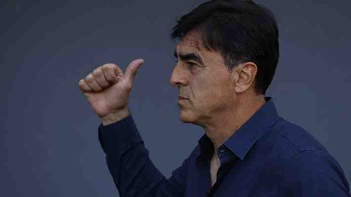 Suena hasta en Europa: Las versiones que rondan sobre el futuro de Gustavo Quinteros, la opción de Colo Colo y por qué Boca toma fuerza