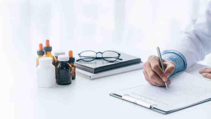 Las diferencias entre las licencias médicas en el sector público y el privado