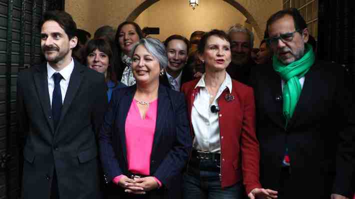 ¿A quién favorece una alta participación en las primarias?: Todos quieren más votantes, pero difieren en quién se beneficiaría