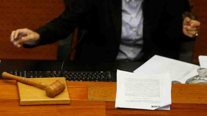 Renuncia presidente regional de magistrados en el Maule por mal uso de licencia médica