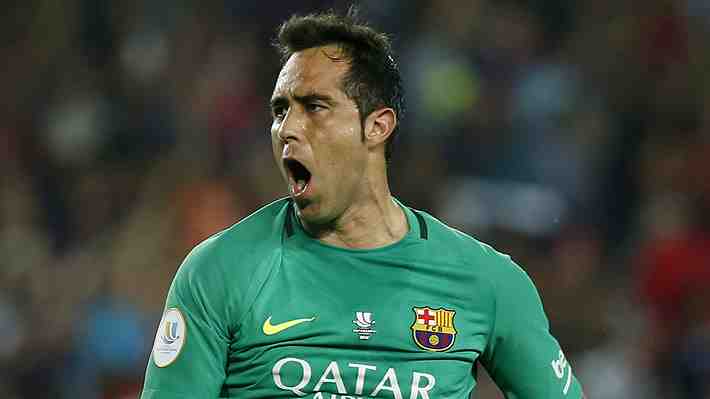 Luis Enrique le preguntó por él: Claudio Bravo revela la desconocida historia del jugador chileno que lo pudo acompañar en el FC Barcelona
