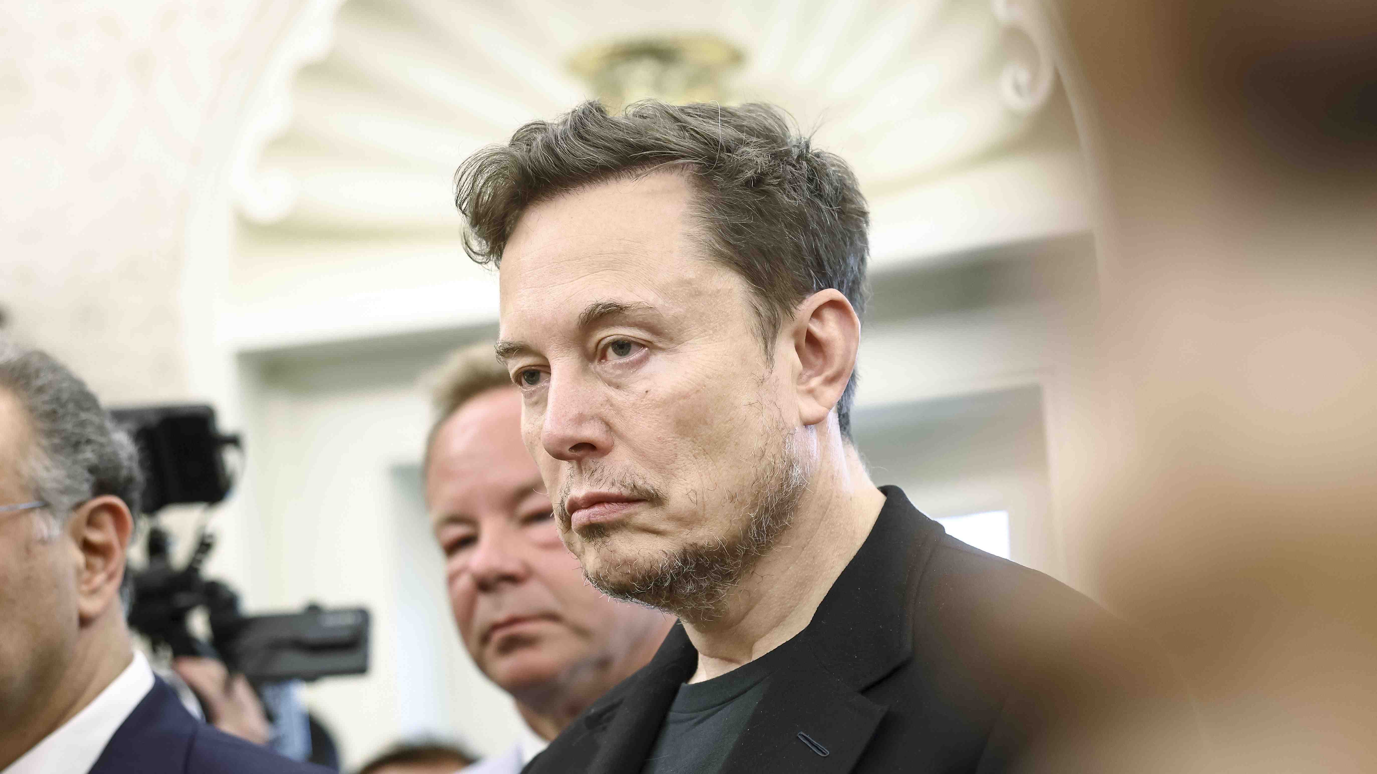 El alto costo que pagó Musk por la aventura política con Trump: Deterioro de su imagen y Tesla a pique