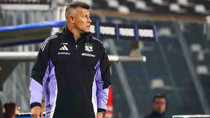 La respuesta de Jorge Almirón cuando le preguntaron por sus convulsas semanas en Colo Colo y su gran queja por la eliminación en la Libertadores