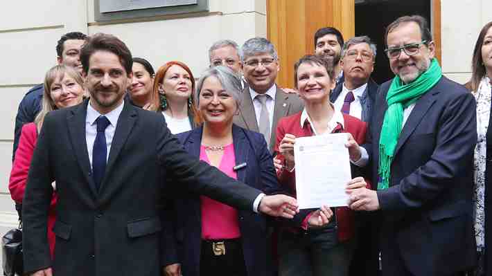Panel Ciudadano UDD y primaria oficialista: Jara se acerca a Tohá y ambas se distancian de Winter
