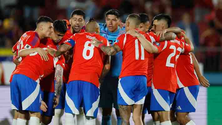 Charles Aránguiz es otra baja en la "Roja", que tiene nuevo nominado