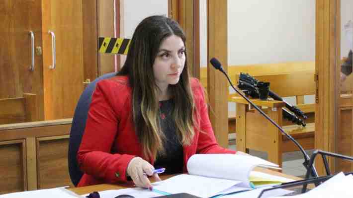 Primer caso en el Ministerio Público: Suspenden a fiscal de Puerto Varas por viajar fuera del país durante licencia médica