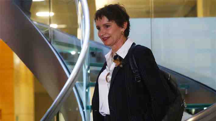 Tohá y llamado de atención del FA por Espinoza: "No creo que sea bueno impedir que salgan las diferencias"