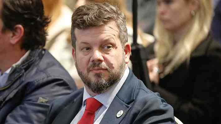 Servel dará al partido de Kaiser los primeros $21 millones, en medio de crisis por falta de fondos