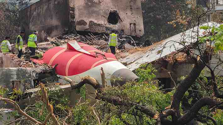 Foto | La conmovedora selfie que se tomó una familia a bordo del Air India poco antes del fatal accidente