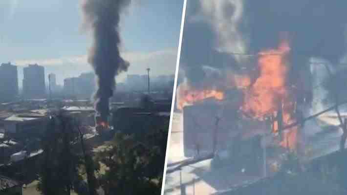 Videos: Encapuchados queman bus de RED en medio de desórdenes cerca del INBA