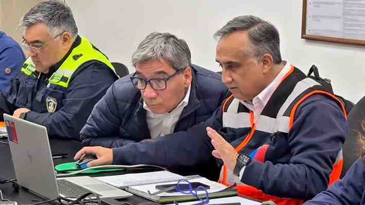 Hasta 40 mm: Sistema frontal alcanzará la RM esta noche y autoridades informan coordinación para minimizar riesgos