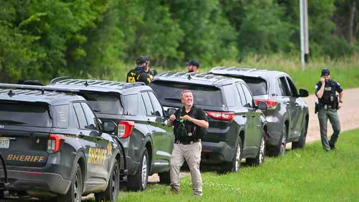 Policía de EE.UU. detiene a principal sospechoso de asesinar a congresista y su esposo en Minnesota