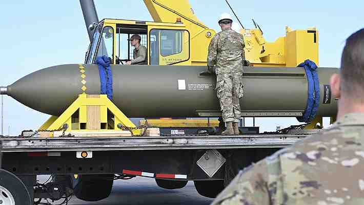 Seis bombas antibúnker y 30 Tomahawk: El arsenal que EE.UU. lanzó contra objetivos nucleares en Irán