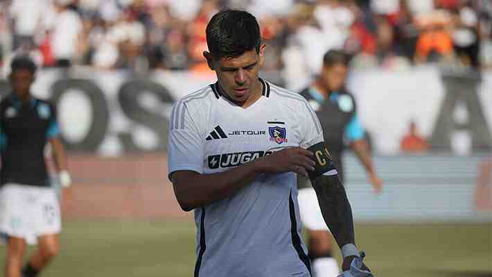Rechazó la jineta de capitán: El delicado momento de Esteban Pavez en Colo Colo y la decisión que estaría meditando