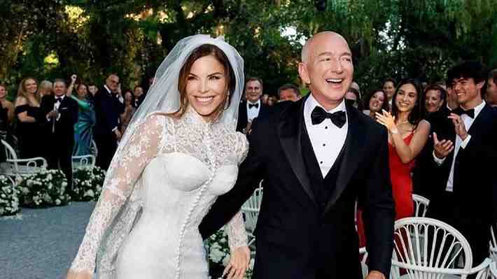 Jeff Bezos y Lauren Sánchez se dan el "sí" en ceremonia simbólica en Venecia