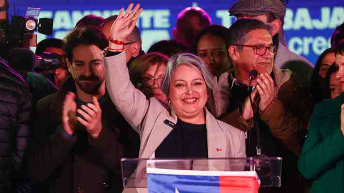 "Sabemos gobernar, nos sentimos preparados": Jara (PC) tras imponerse en la primaria