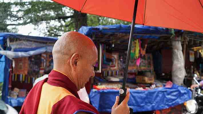 Entre el alivio y la melancolía: Cómo tomó el Tíbet en el exilio el anuncio del dalai lama sobre su sucesión