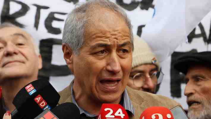 Colegio de Profesores acusa descuentos "arbitrarios" tras oficio de Contraloría por paro