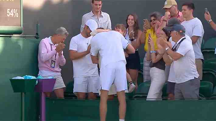 Mira el match point y la emotiva celebración de Jarry junto a su mujer e hijo tras avanzar en Wimbledon