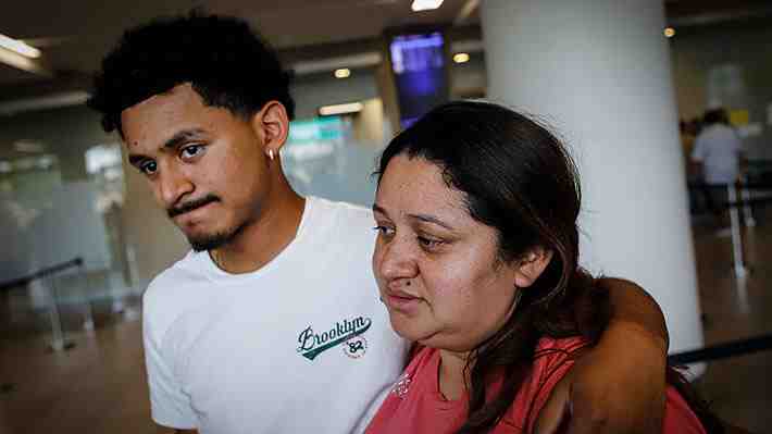 Llegó a EE.UU. a los ocho años y lo deportaron a los 19: El joven que volvió a un país desconocido