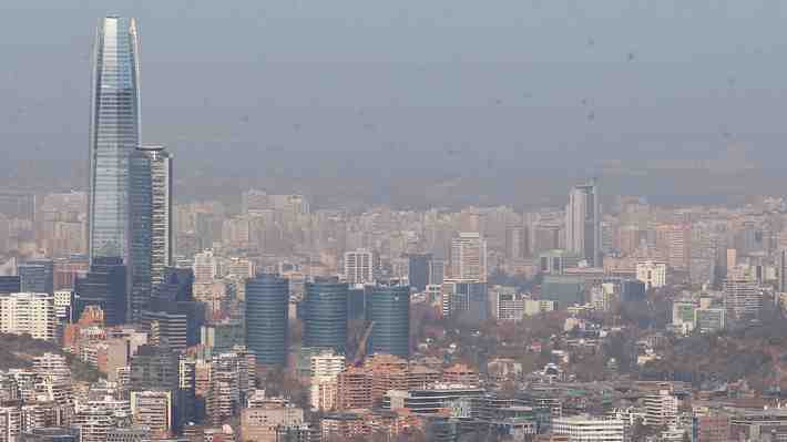 Declaran preemergencia ambiental para este sábado en la RM: Revisa la restricción vehicular