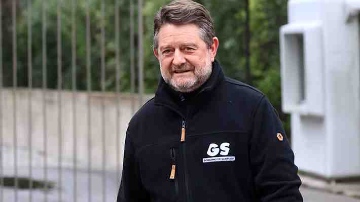 Facturas irregulares en Gore RM: Diputados piden a Orrego "aclarar" situación y abrir investigación urgente