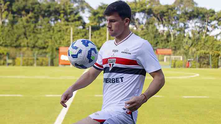 Gonzalo Tapia fue oficializado como nuevo jugador de Sao Paulo de Brasil