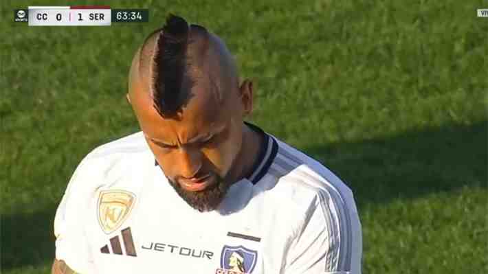 Video: El enojo de Arturo Vidal tras ser reemplazado en el Colo Colo-La Serena