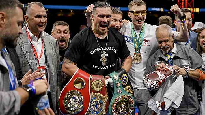 Oleksandr Usyk destruye a Daniel Dubois con brutal nocaut y sigue siendo el campeón indiscutido de peso pesado del boxeo