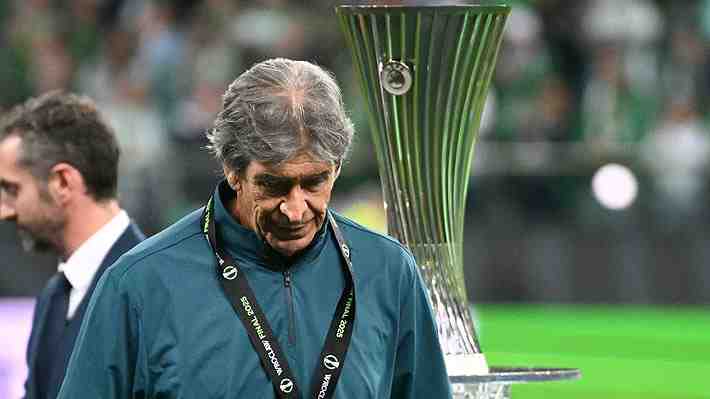Betis "frena" las conversaciones para la renovación del contrato de Pellegrini: La razón y cómo reaccionaron en España