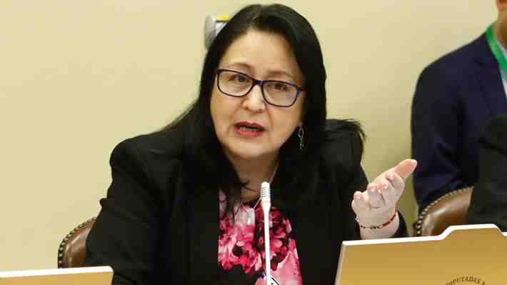 Contraloría mandata a entidades públicas implementar mecanismos electrónicos para controlar asistencia
