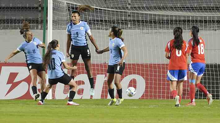 Chile fue goleado por Uruguay y quedó fuera de las semifinales de la Copa América Femenina