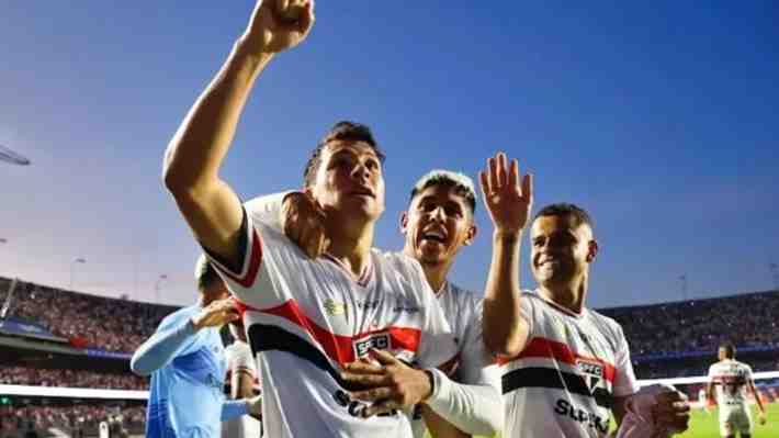 Mira el golazo de Gonzalo Tapia para el Sao Paulo en el Brasileirao