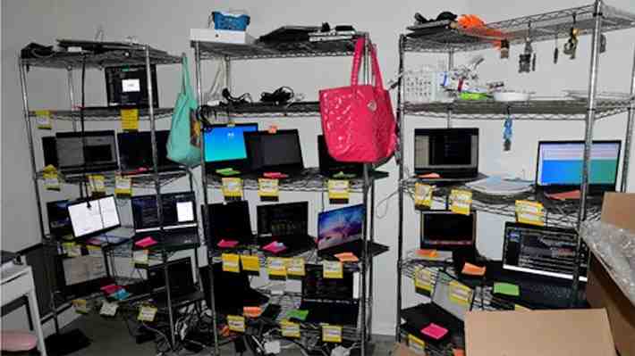 Tenía una "granja de laptops" en su hogar: El caso de la mujer que permitió millonaria estafa de Corea del Norte en EE.UU.