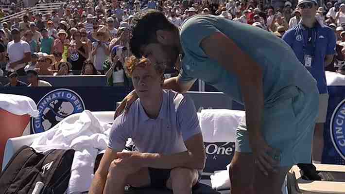Jannik Sinner explicó por qué se retiró abruptamente de la final de Cincinnati, mientras Carlos Alcaraz tuvo noble gesto con el italiano