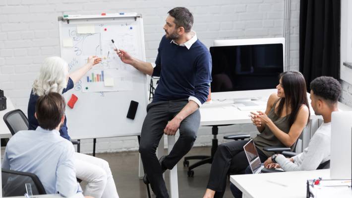 Imagen para Encuesta refleja que el crecimiento profesional es el principal factor de interés al postular a un nuevo trabajo