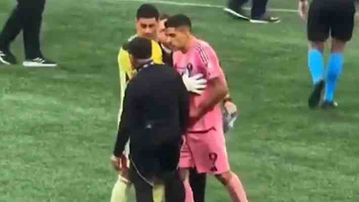 Escándalo: Acusan a Luis Suárez de escupir a rival en derrota del Inter Miami en la final de la Leagues Cup... Mira las imágenes