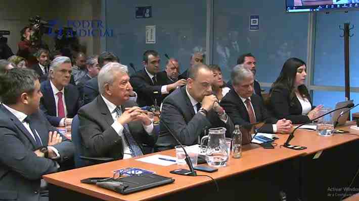 Caso SQM: Tribunal reprocha actuar de fiscalía y absuelve a Longueira, MEO y el resto de imputados