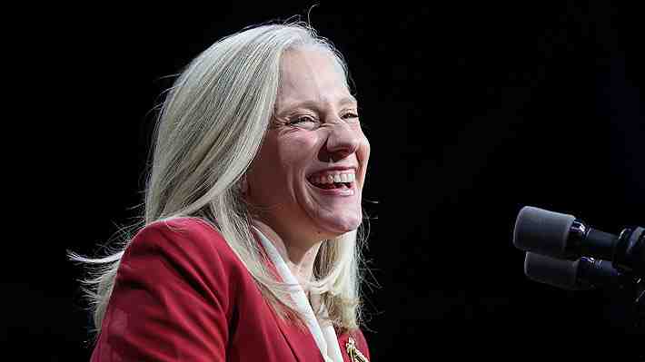 Abigail Spanberger: La exagente de la CIA que le arrebató a Trump el control de Virginia