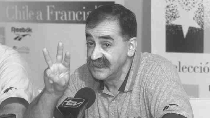 Luto en el fútbol: Muere a los 72 años Xabier Azkargorta, ex técnico de la selección chilena