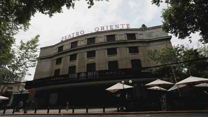 Hombre muere atropellado frente al Teatro Oriente de Providencia: Iba con su familia a un show de Edo Caroe