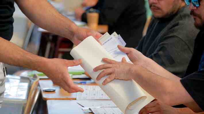 Repasa cómo se vivió el proceso de conteo de votos y discursos de ganadores y perdedores