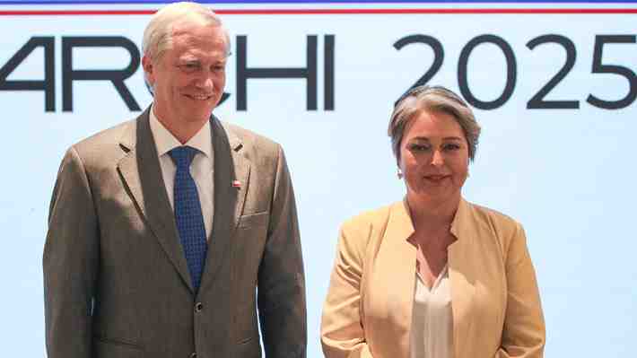 El miedo entra a la campaña: La estrategia de Jara contra Kast y la respuesta del comando del republicano