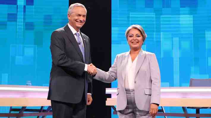 Ley de 40 horas, indultos e interpelaciones: Lo que dejó el último debate entre Jara y Kast